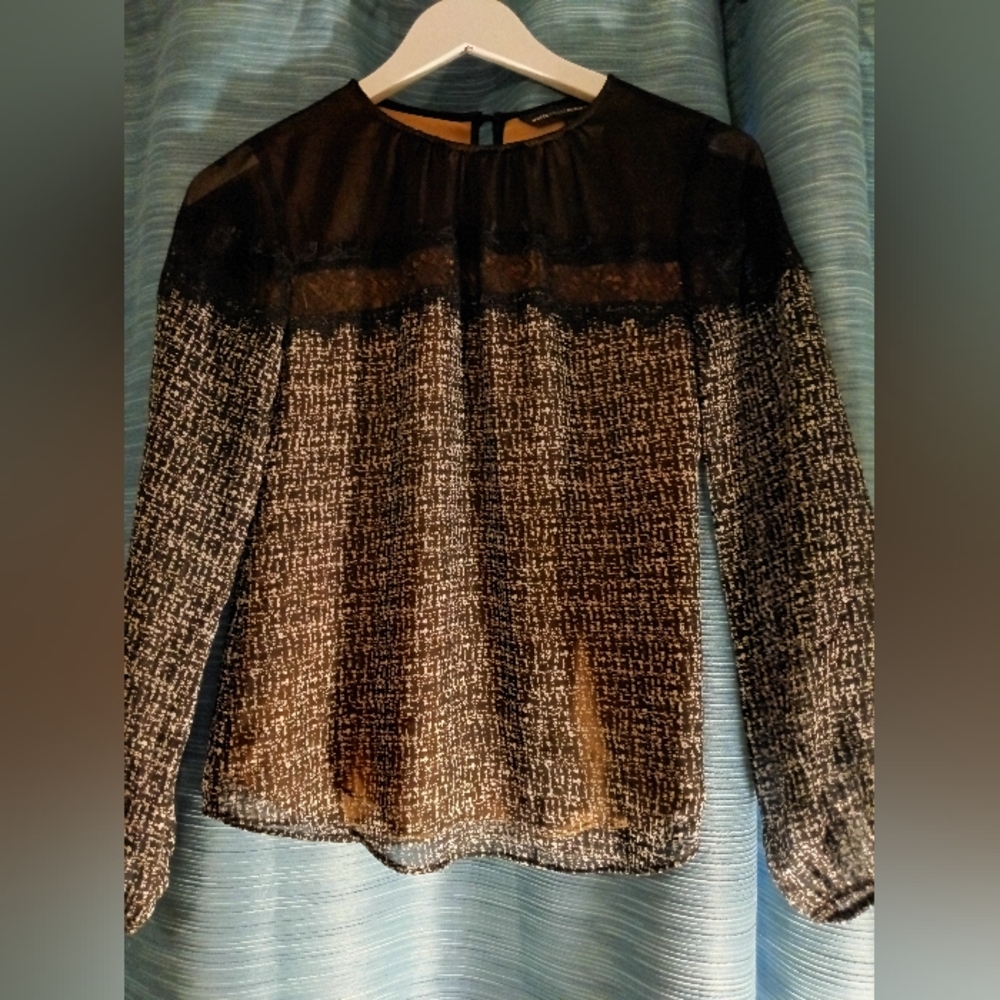 White House Black Market flowy top.